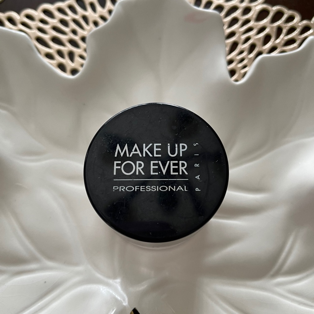 Make Up For Ever - HD High Definition Powder - Picture 2 of 6